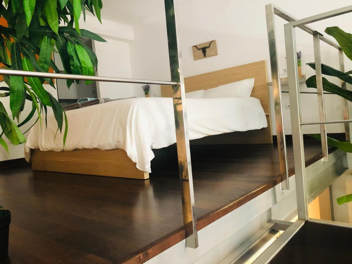 Lujoso Loft A 2Min A Pie Del Casco Historico Apartment Seville Ngoại thất bức ảnh